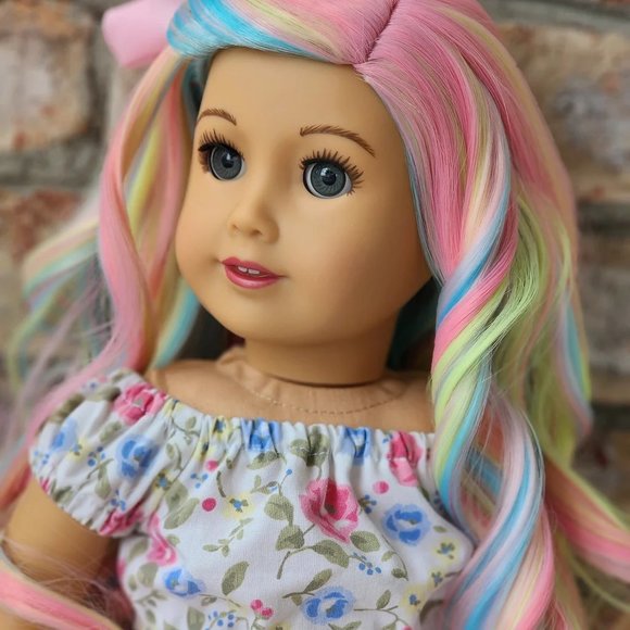 Fashion Dolls - Picture 2 of 4